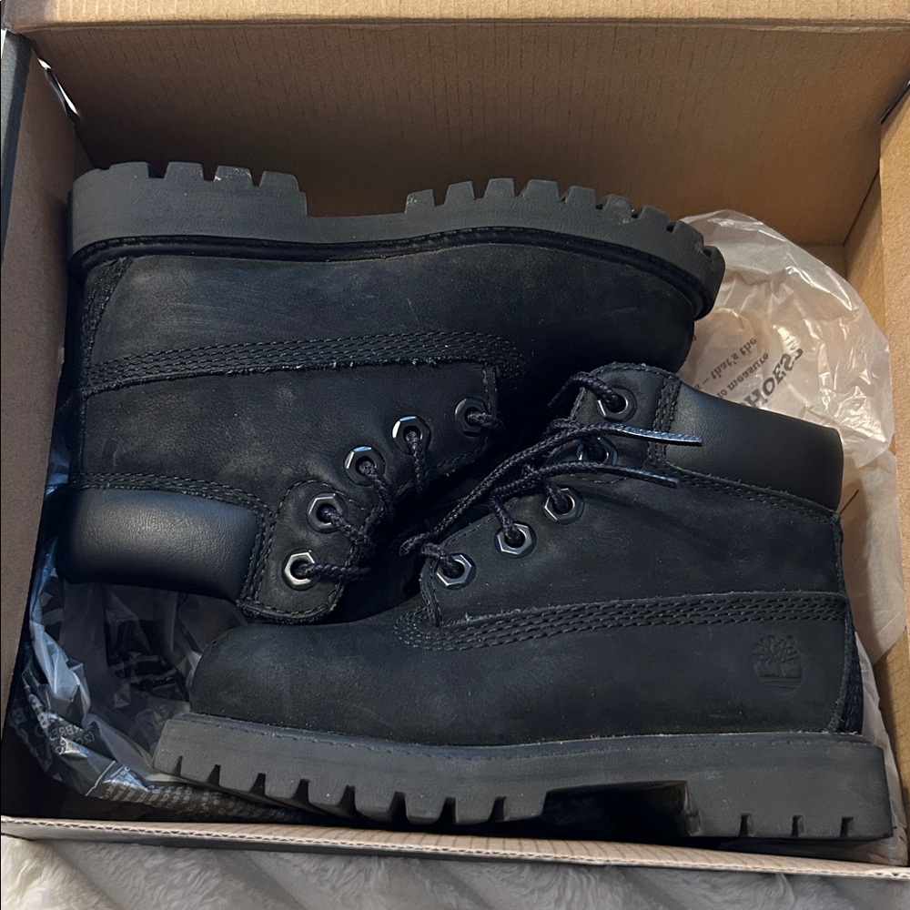 Timberland Black Kids Boots - Picture 14 of 14